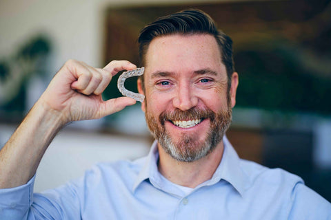 Clear Aligners for Adults: Why It's Never Too Late to Straighten Your Teeth
