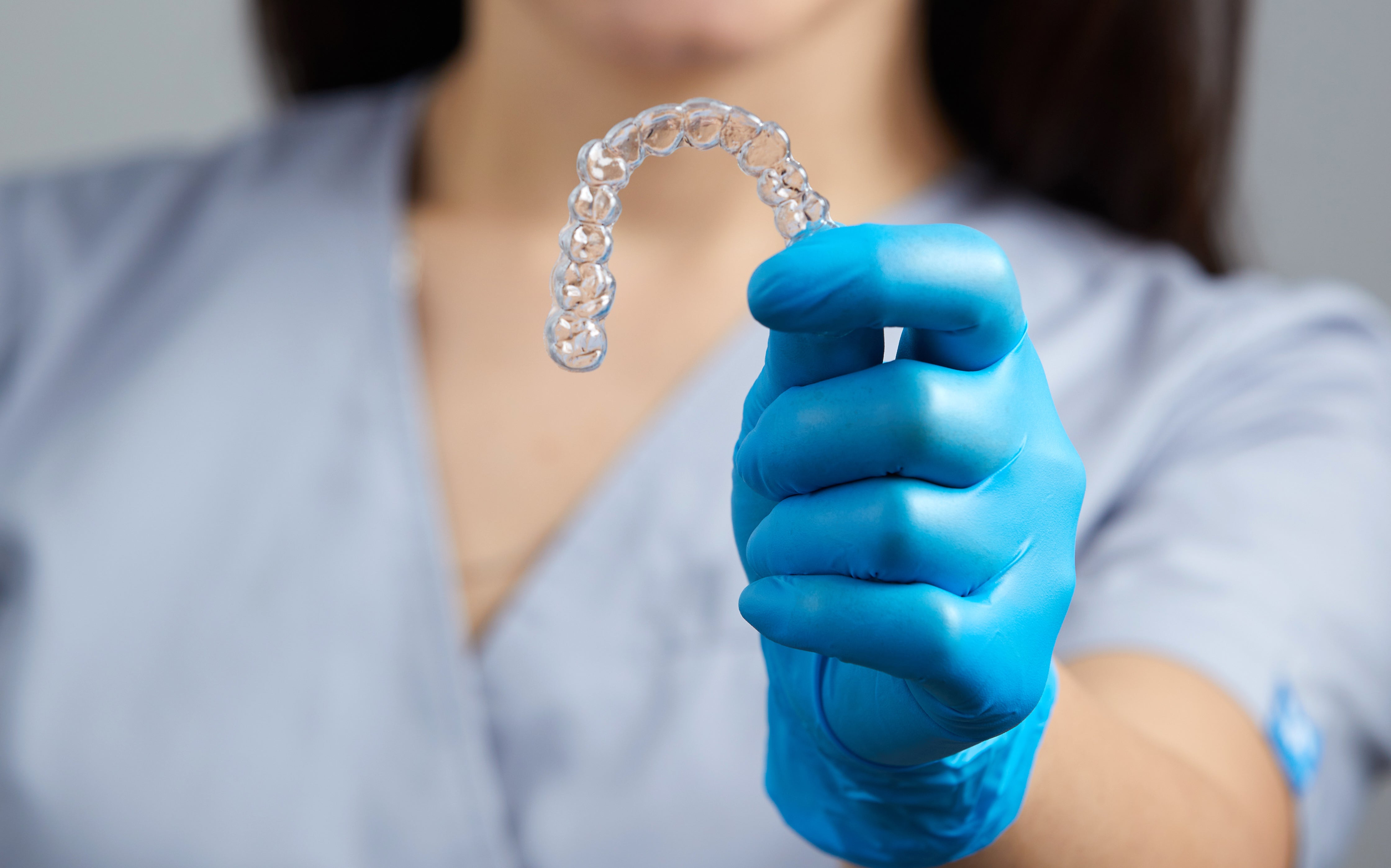 Why Clear Aligners Are Taking Over Traditional Braces in 2025